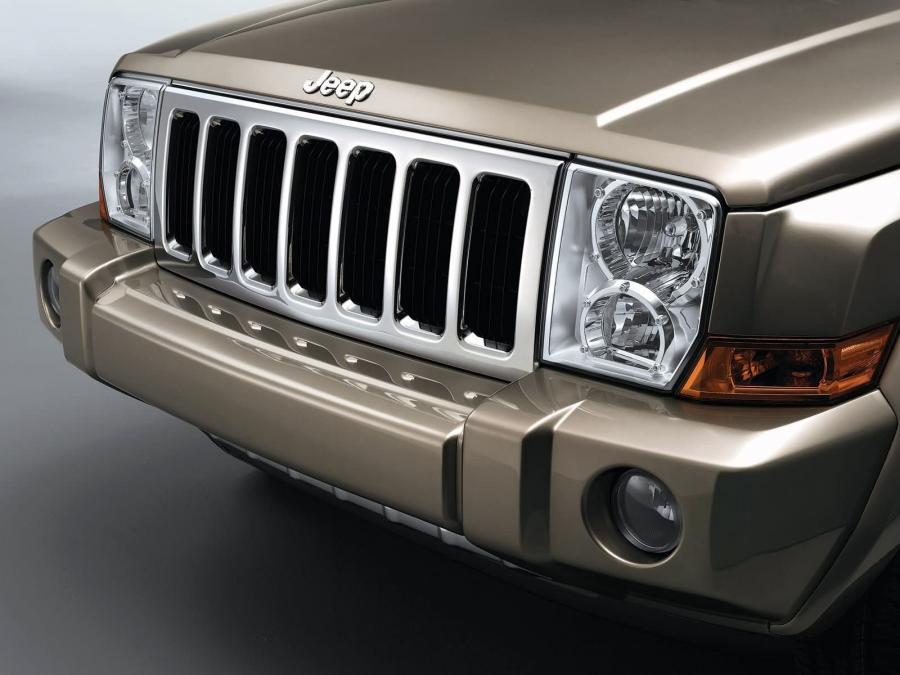 Jeep Commander 4x4 Limited 5.7 HEMI 2006 года  (фото 25 из 30)